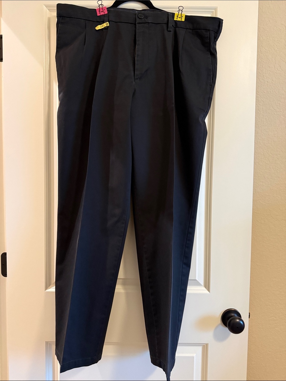 Dockers Men's Black Chinos- 40x32
